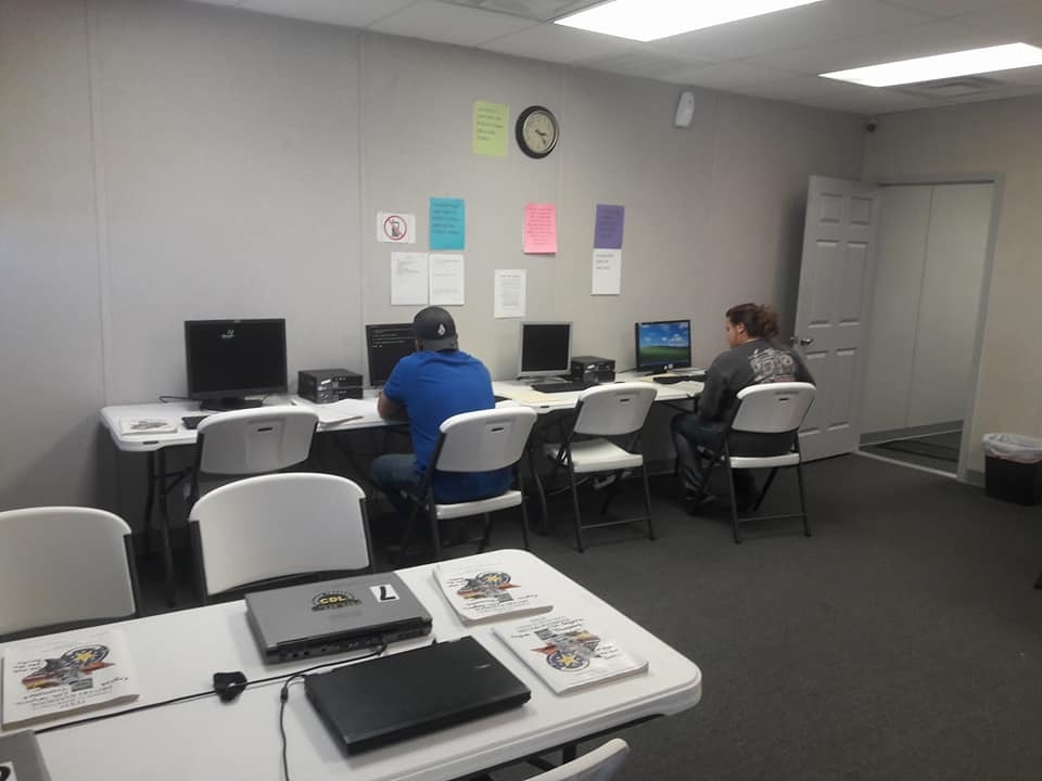 Gallery Image : Southern CDL Training